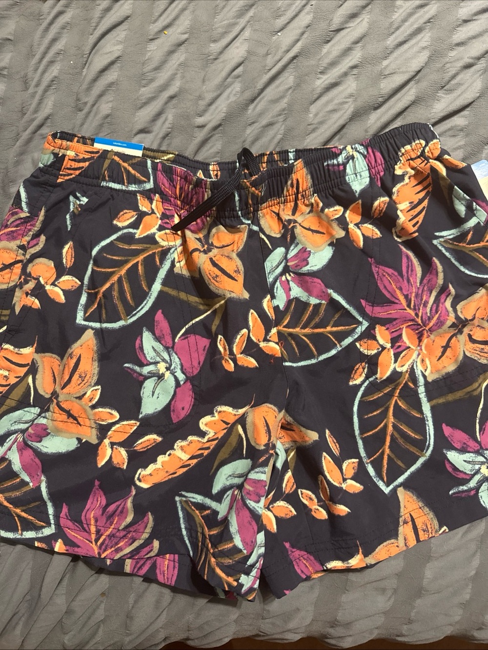 Women’s Columbia Small or XXL Tropical Floral Drawstring Shorts NEW Sandy River